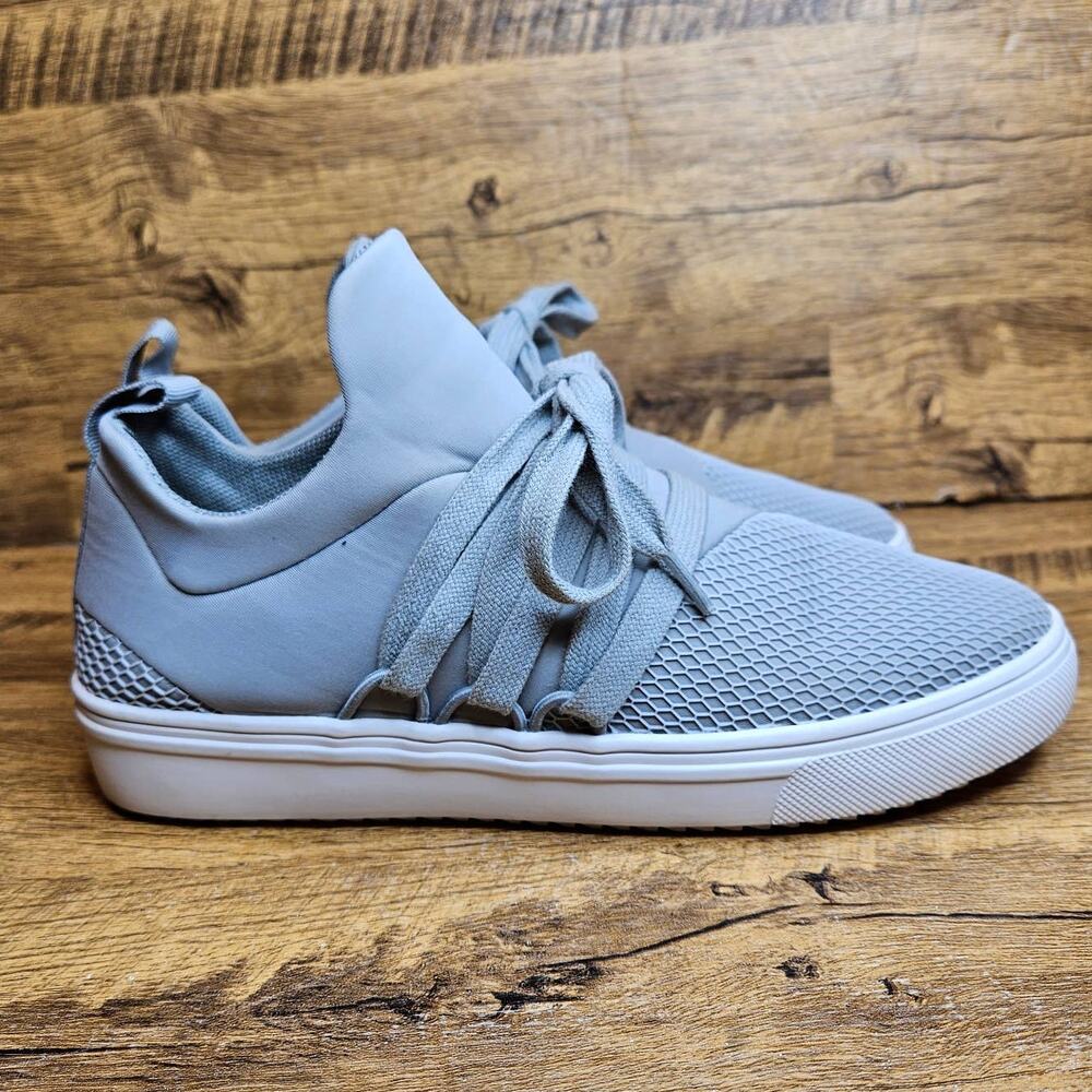 Steve Madden Lancer Grey Slip on comfort sneaker sz 8.5 M